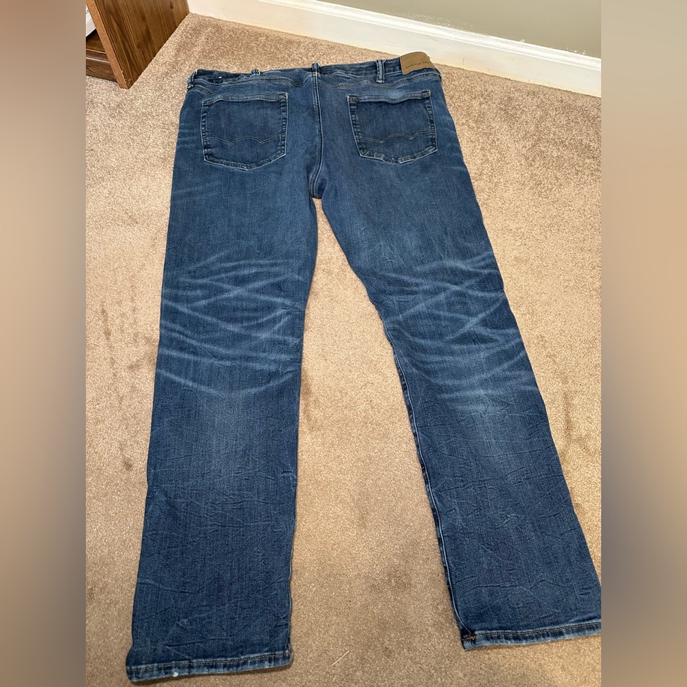 American Eagle Men’s Slim Distressed Blue Jeans - Picture 2 of 5